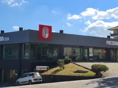 Store Prezioso Casa di Avellino, esterni