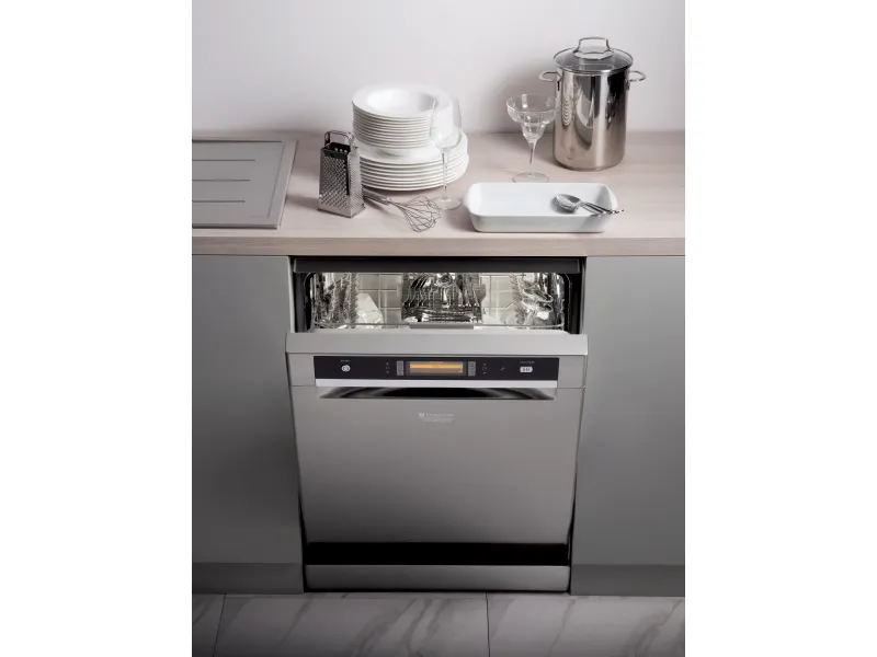 Lavastoviglie Ariston