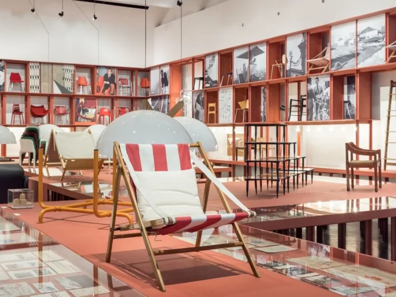 Triennale Milano: i numerosi oggetti che ricostruiscono il percorso di Magistretti