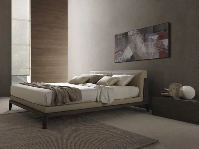 Camera da letto calda e accogliente