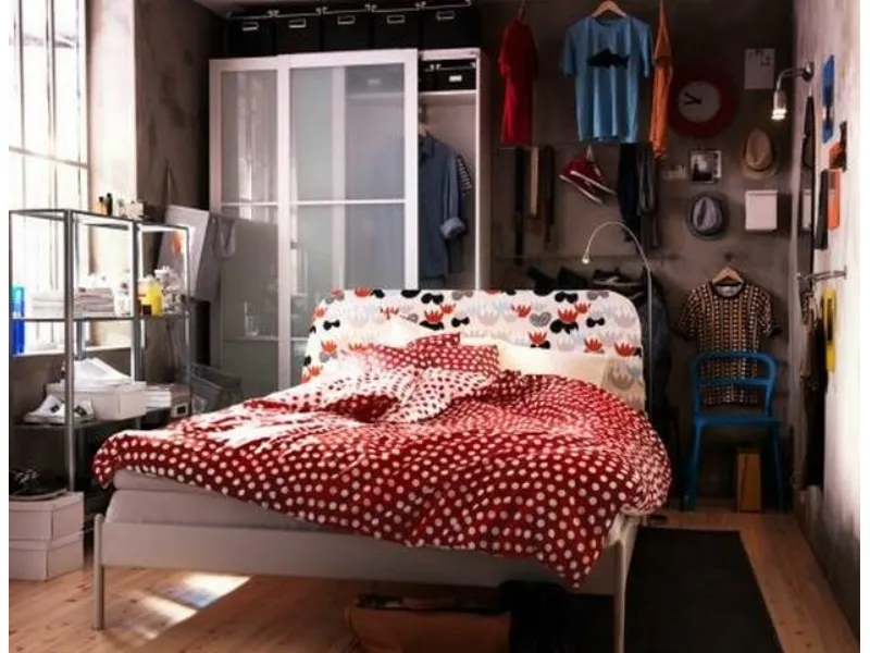 Una testiera Ikea