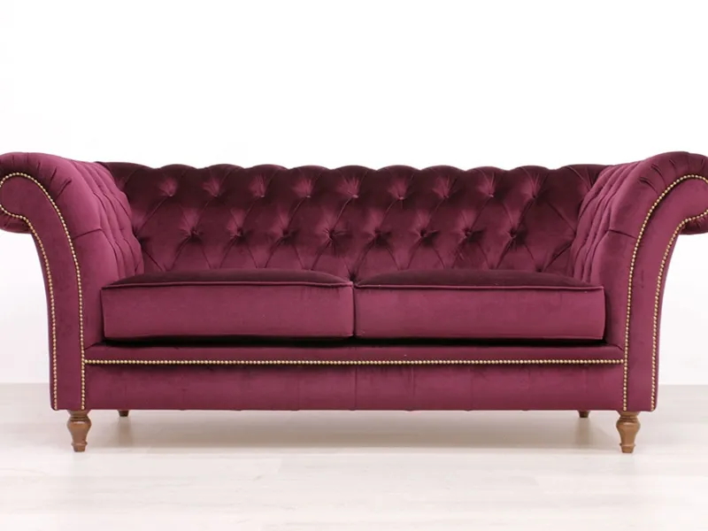 Il divano Chesterfield di Vama, modello Winchester
