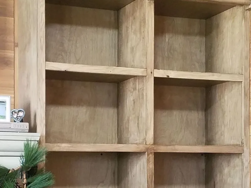 Libreria a giorno in legno homemade