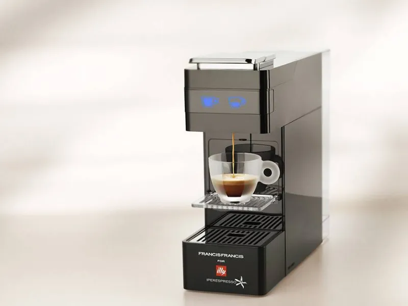 macchina caffè illy