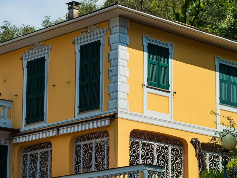 Persiane in legno di Futura Infissi 