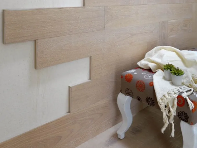 Parete in legno per interni