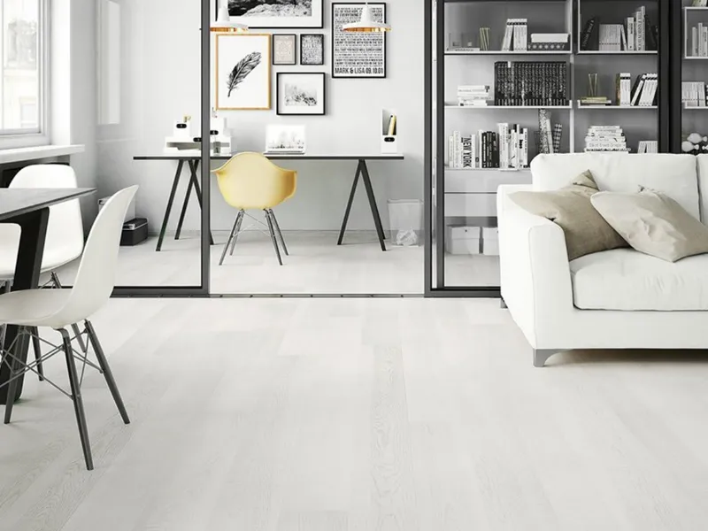 Plancia in frassino verniciato bianco opaco spazzolato (Ash Lemon Sorbet) di Iperceramica - 49,99 euro/mq