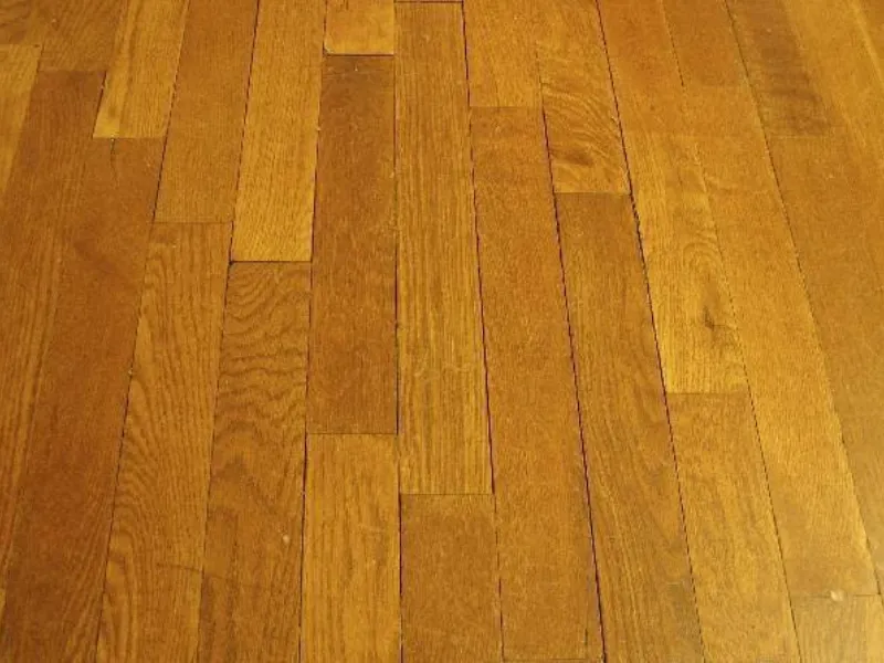 Pavimento per esterno in legno a listoni