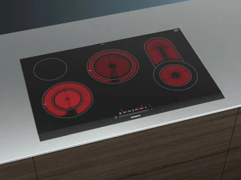 Piano cottura elettrico in vetroceramica da iQ300 di Siemens