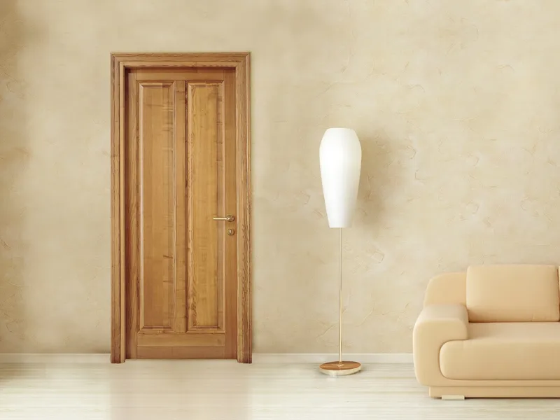 Porta in legno massiccio