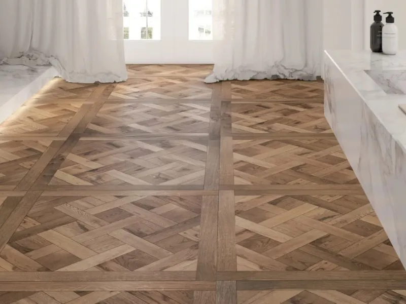 Parquet 2 strati piallato a mano Versailles di Alma by Giorio
