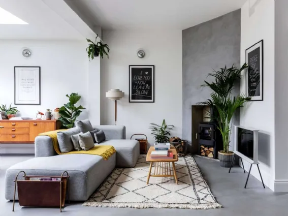 Gli elementi giusti di un living dal mood scandi