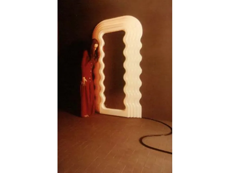 manifesto mostra radical design