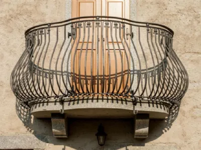 Ringhiera per balcone realizzata da Panelli Arteferro