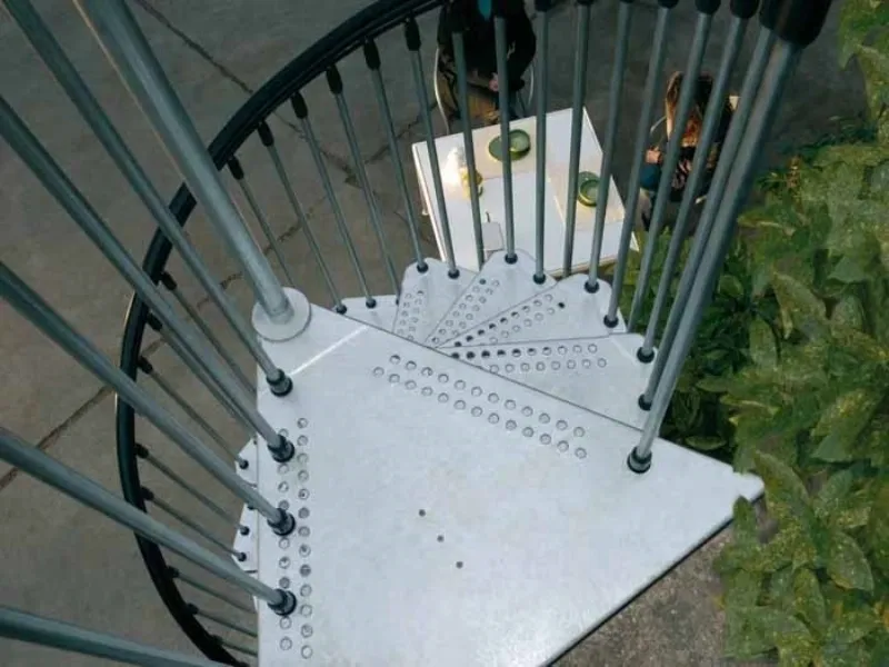 Rivestimento scala esterna
