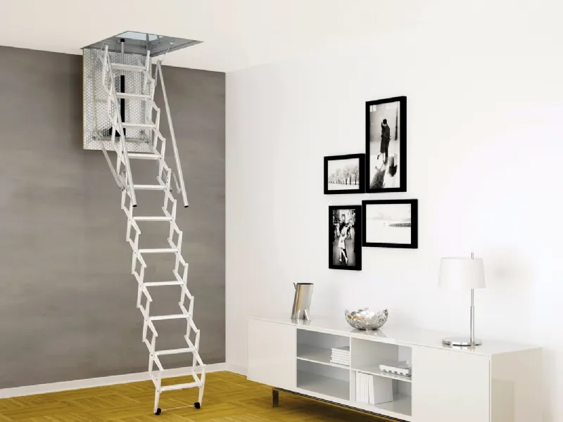 scala retrattile elettrica