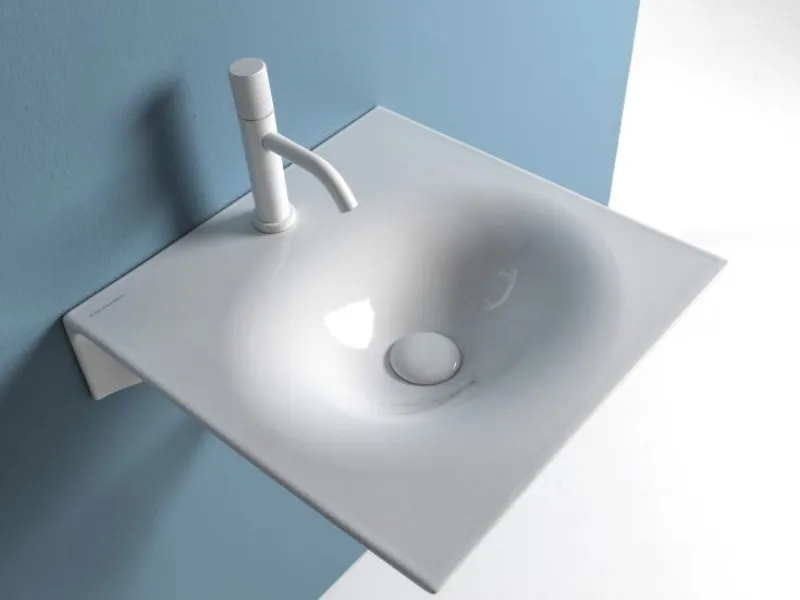 lavabo in ceramica Scarabeo