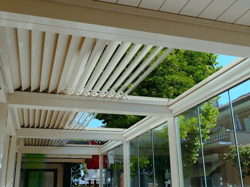 Lamelle retrattili della pergola bioclimatica