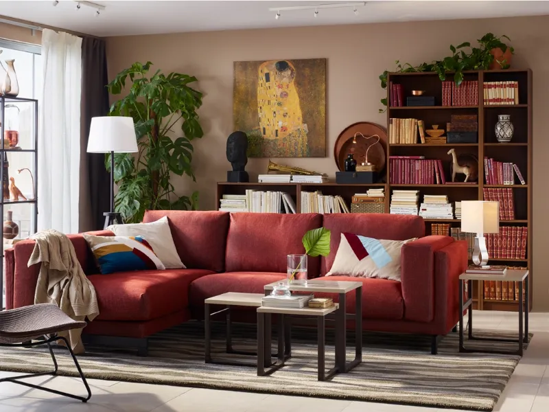 Soggiorno Ikea con libreria