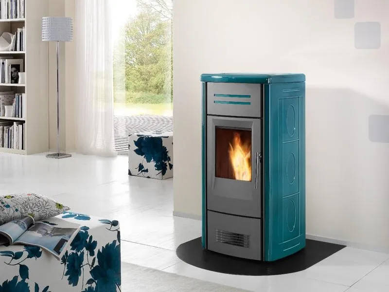 La stufa a pellet ad aria P958 di Piazzetta