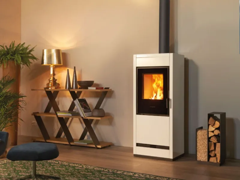 Infinity Plus Line, le nuove stufe ibride di Piazzetta, con gestione completamente elettronica