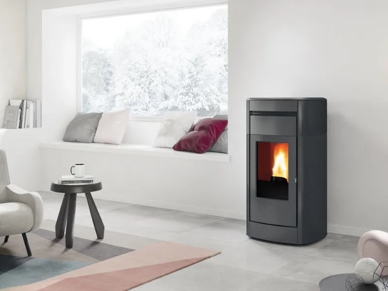 Stufa a pellet Vyda Air Tight di Edilkamin