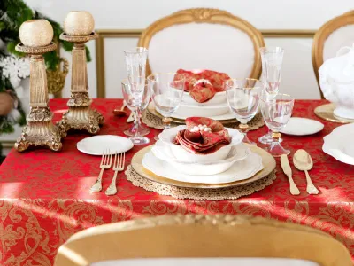 Apparecchiare la tavola di Capodanno