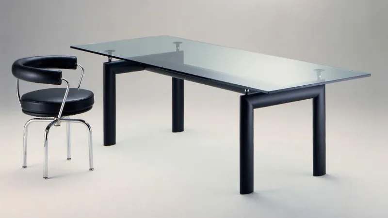 LC6 di Le Corbusier per Cassina