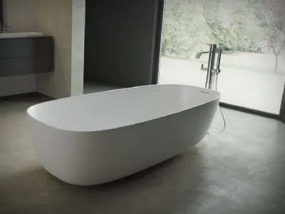 River, vasca da bagno minimale