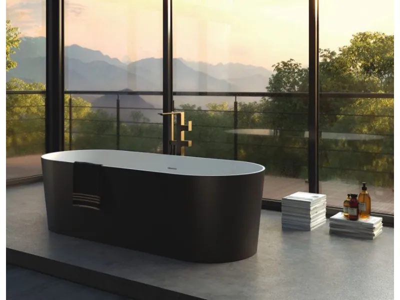 Deluxe, design minimale e volumi importanti
